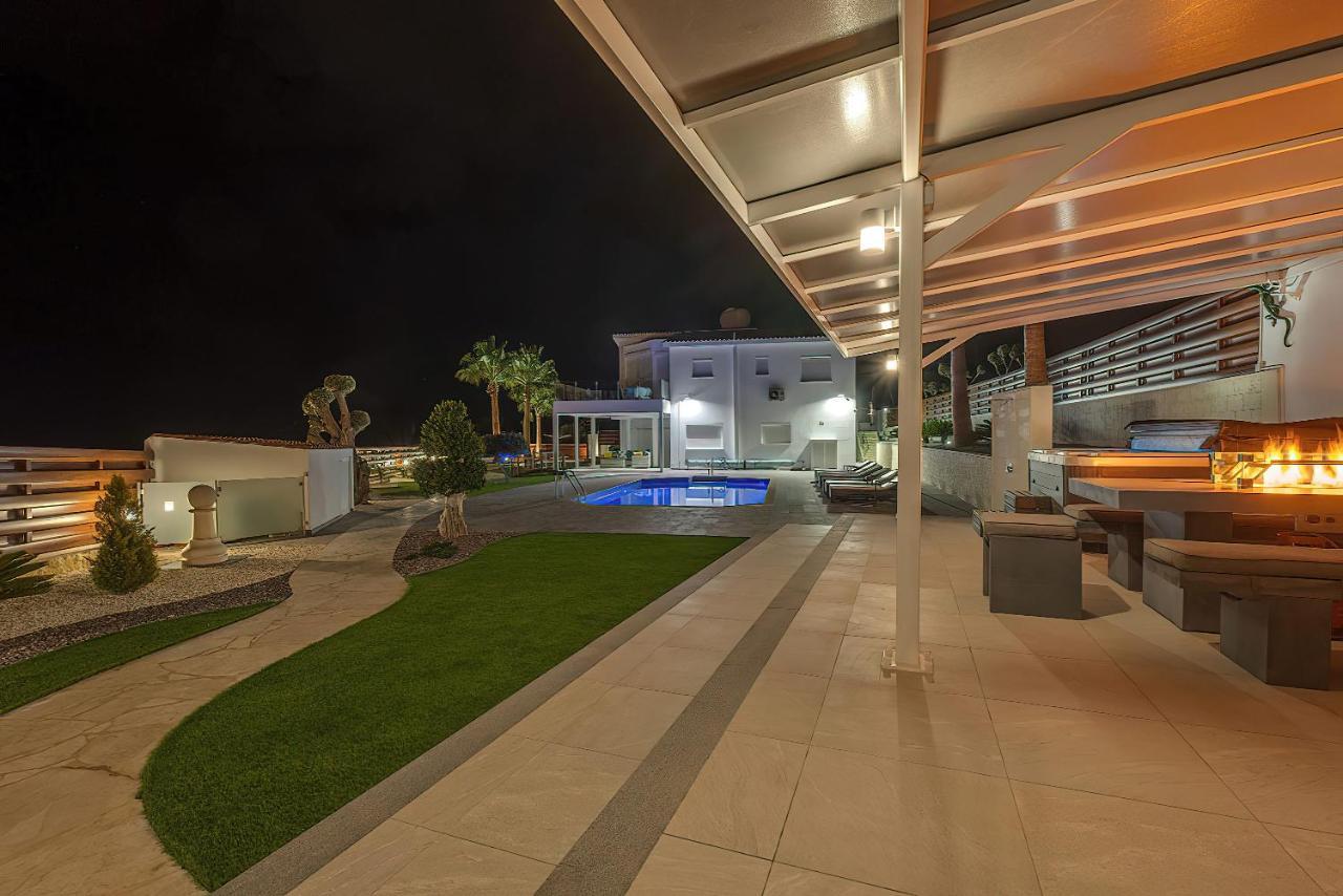 Villa Prasino Coral Bay Esterno foto